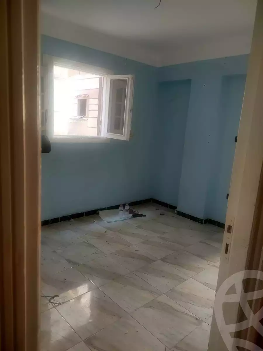 https://aqarmap.com.eg/en/listing/4040068-for-rent-alexandria-bw-qyr-street-25