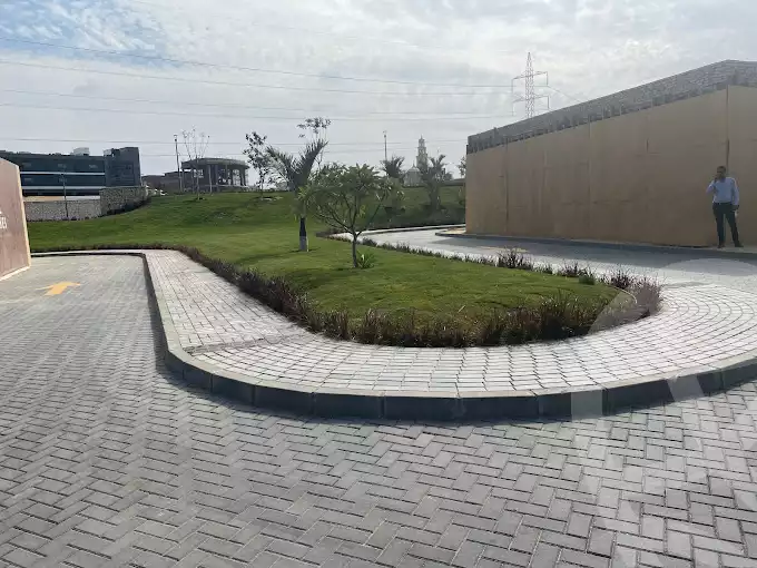 https://aqarmap.com.eg/ar/listing/4040839-for-rent-cairo-el-sheikh-zayed-city-compounds-west-mark-real-mark-development