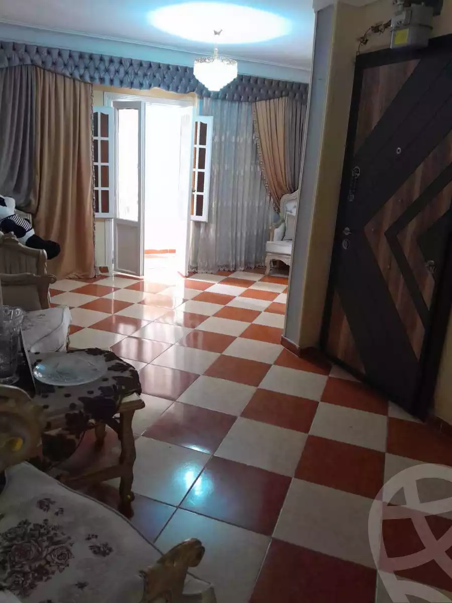 https://aqarmap.com.eg/en/listing/4042690-for-sale-alexandria-cleopatra-shaybwb-st