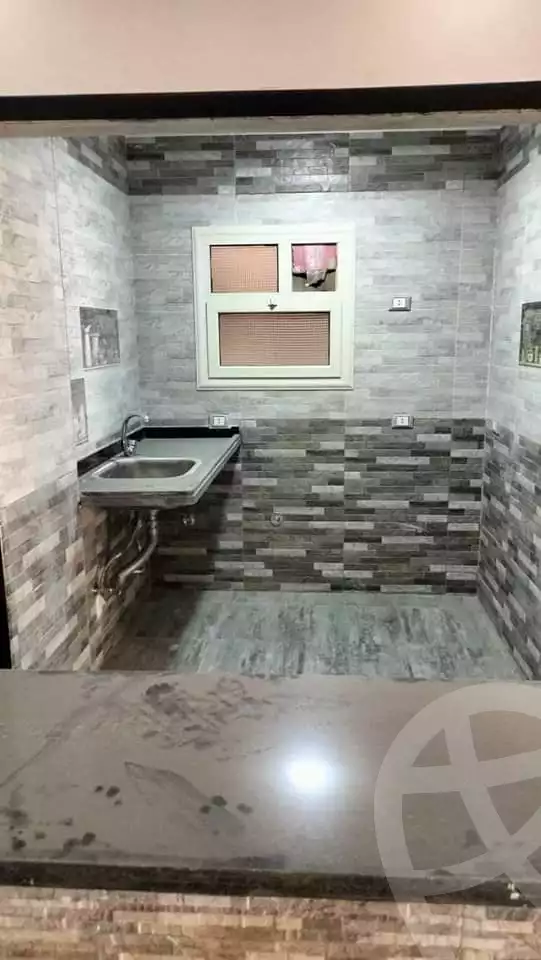 https://aqarmap.com.eg/ar/listing/4043344-for-sale-cairo-6th-of-october-compound-paradise