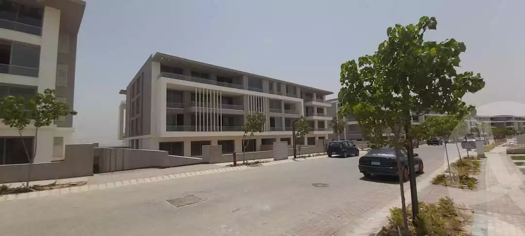 https://aqarmap.com.eg/en/listing/4044106-for-sale-cairo-alex-cairo-desert-road-kmbwnd-fy-tryq-skndry-lshrwy-joulz-compound-inertia