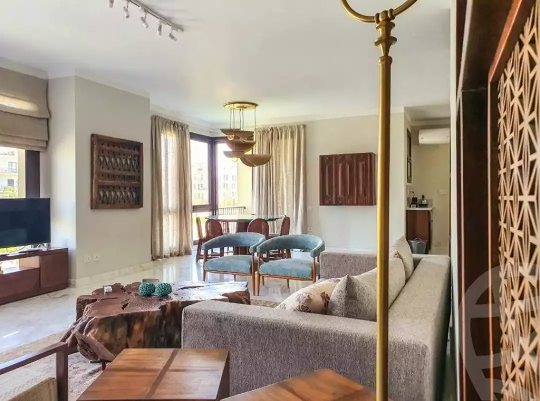 https://aqarmap.com.eg/ar/listing/4044682-for-rent-cairo-el-sheikh-zayed-city-compounds-kmbwnd-wyst-twn-swdyk