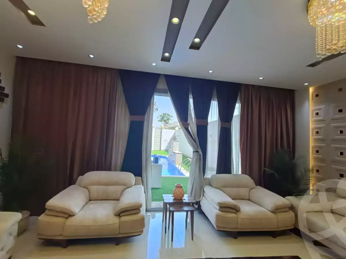 https://aqarmap.com.eg/ar/listing/4045181-for-sale-cairo-6th-of-october-compounds-cleopatra-square