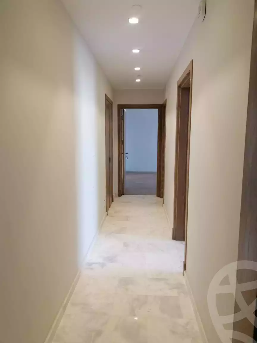 https://aqarmap.com.eg/en/listing/4046771-for-rent-cairo-6th-of-october-compound-aeon