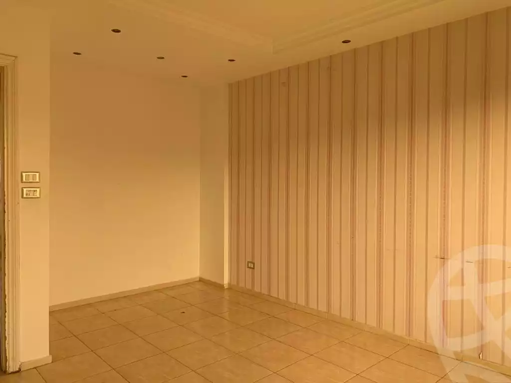 https://aqarmap.com.eg/ar/listing/4049710-for-sale-cairo-mdynty-sixth-zone-buildings-sixth-zone-buildings
