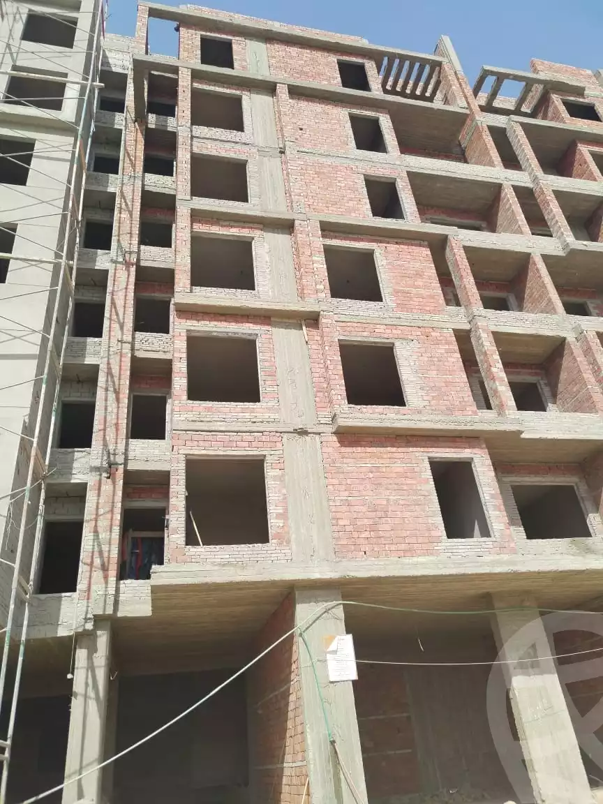 https://aqarmap.com.eg/en/listing/4051606-for-sale-cairo-ismailia-desert-road-golden-park