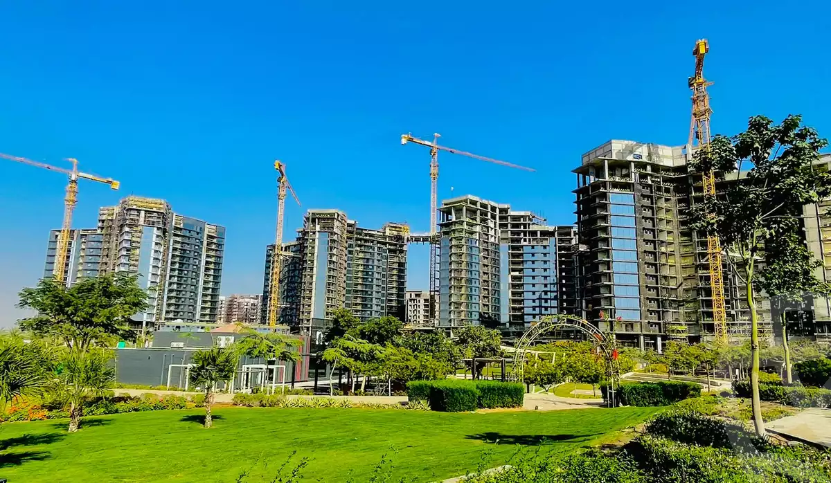 https://aqarmap.com.eg/ar/listing/4051694-for-sale-cairo-el-sheikh-zayed-city-compounds-brj-zyd-wr-llttwyr