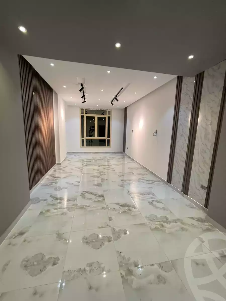 https://aqarmap.com.eg/en/listing/4054780-for-sale-gharbia-el-mahallah-el-kubra-el-mahalah-el-kobra-city-gamal-abd-el-nasir-st