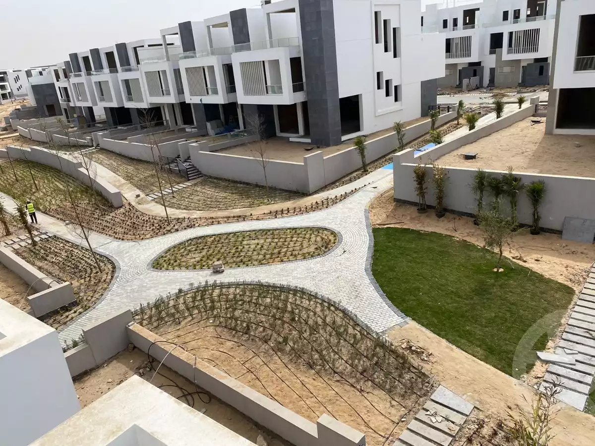 https://aqarmap.com.eg/en/listing/4055438-for-sale-cairo-alex-cairo-desert-road-kmbwnd-fy-tryq-skndry-lshrwy-joulz-compound-inertia