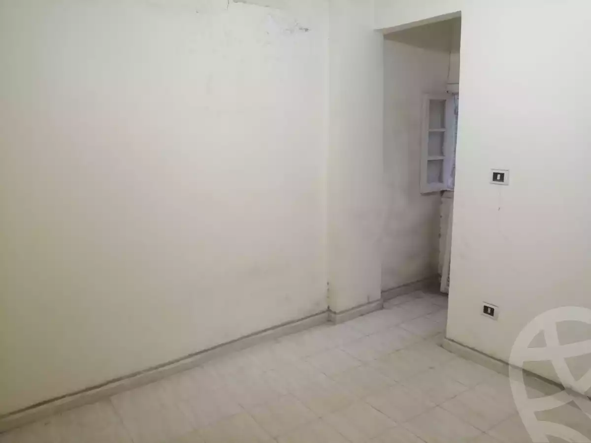 https://aqarmap.com.eg/ar/listing/4055455-for-rent-alexandria-miami-mahmoud-el-isawy-st