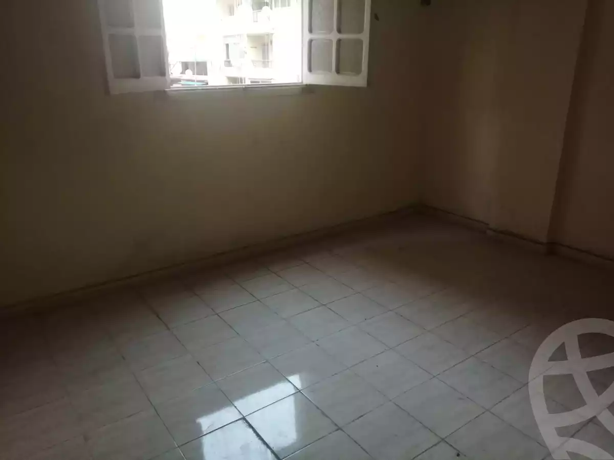 https://aqarmap.com.eg/ar/listing/4055455-for-rent-alexandria-miami-mahmoud-el-isawy-st