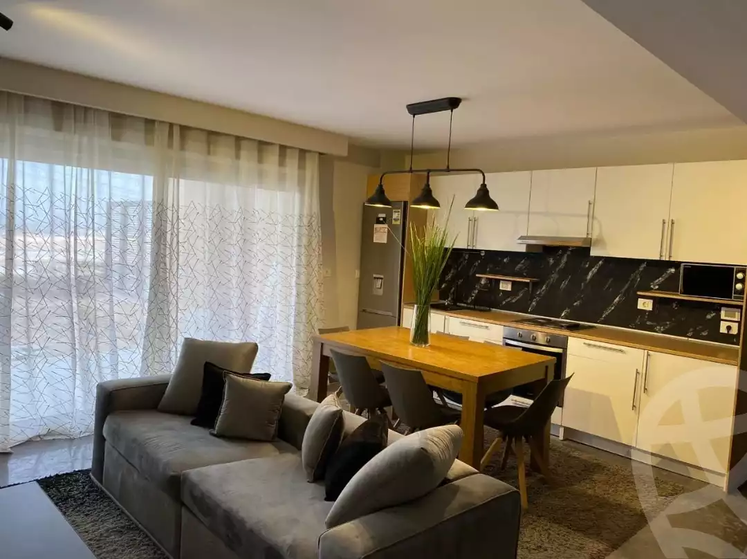 https://aqarmap.com.eg/ar/listing/4055762-for-rent-cairo-6th-of-october-compounds-wyst-rydj-ryzydns-nyw-jyz-llttwyr-l-qry