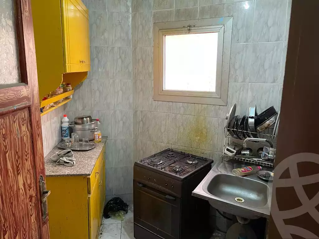 https://aqarmap.com.eg/en/listing/4058680-for-rent-asyut-asyut-city-el-gaish-st