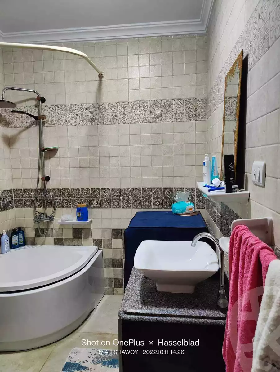 https://aqarmap.com.eg/en/listing/4060937-for-sale-alexandria-el-hanouvel-kasr-al-quiri-st-1