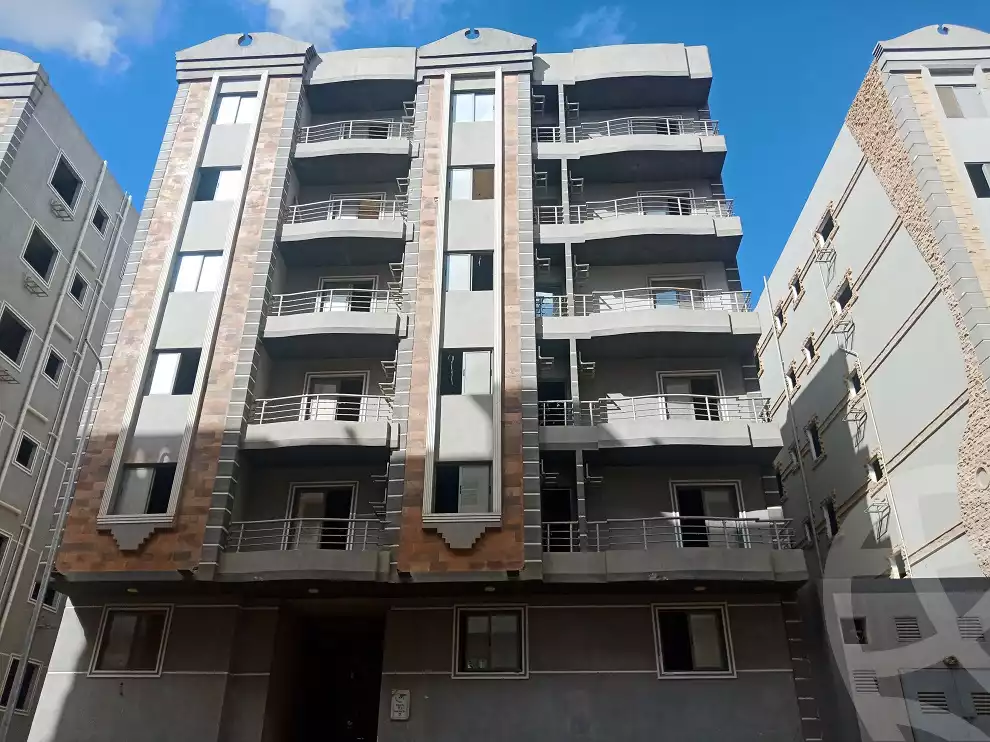 https://aqarmap.com.eg/en/listing/4062107-for-sale-cairo-new-cairo-el-kattameya-compounds-in-kattameya-kmbwnd-mkny-lmnswr-llttwyr