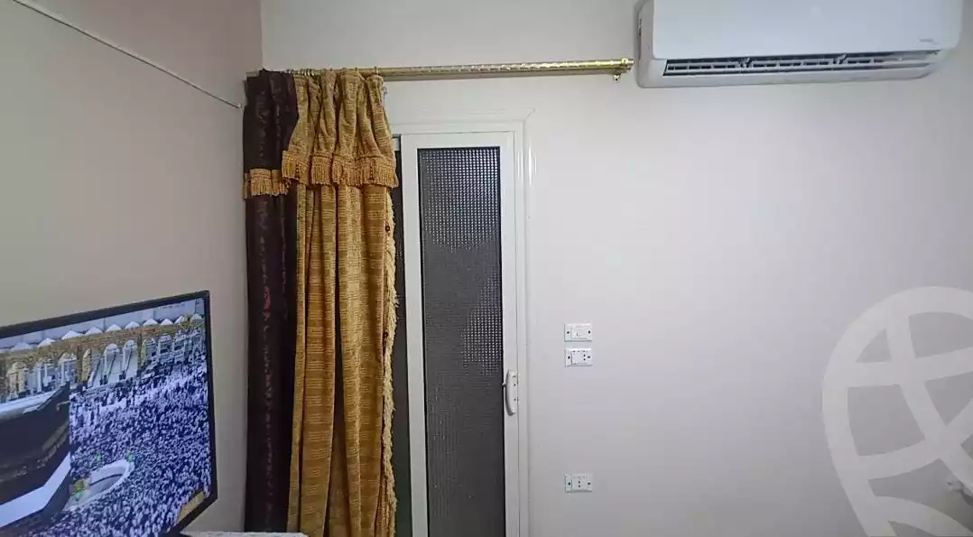 https://aqarmap.com.eg/ar/listing/4064548-for-sale-cairo-helwan-kwrnysh-hlwn