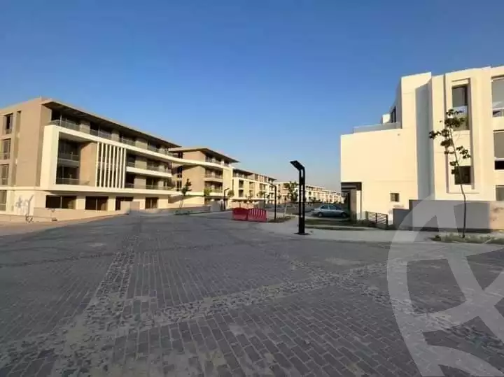 https://aqarmap.com.eg/en/listing/4065757-for-sale-cairo-alex-cairo-desert-road-kmbwnd-fy-tryq-skndry-lshrwy-joulz-compound-inertia