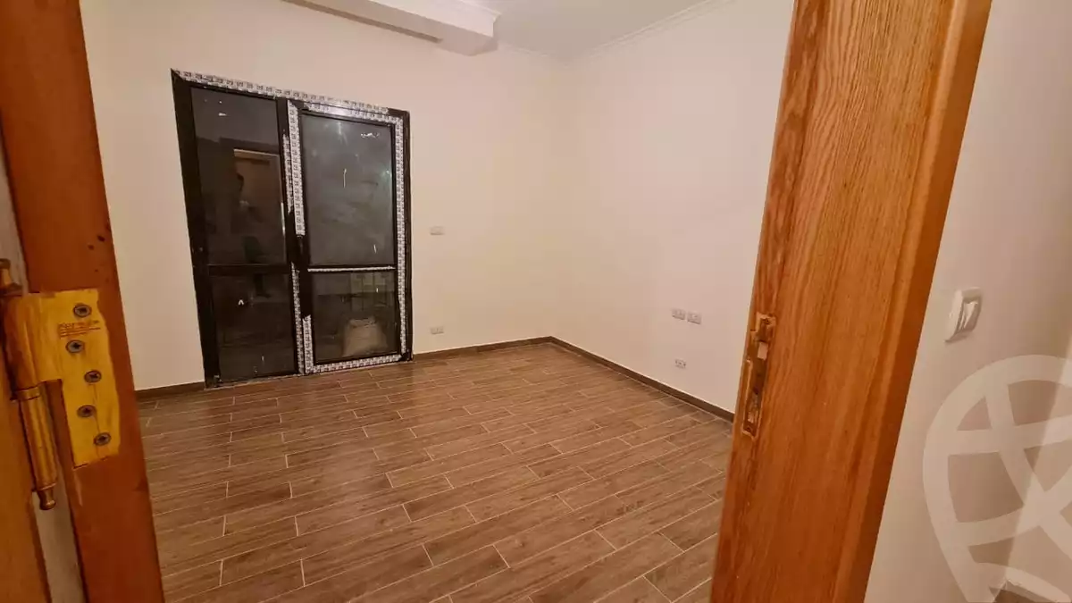 https://aqarmap.com.eg/ar/listing/4067197-for-rent-cairo-el-sheikh-zayed-city-compounds-in-sheikh-zayed-beverly-hills