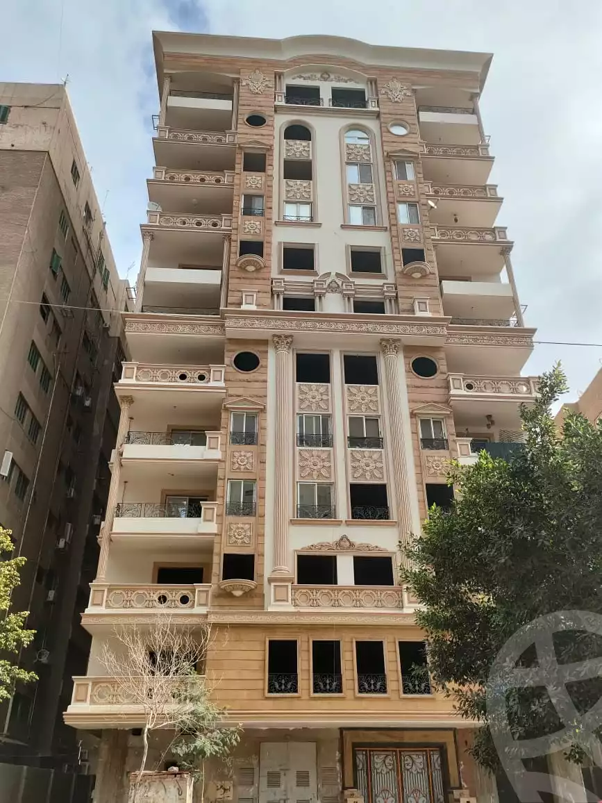 https://aqarmap.com.eg/en/listing/4067086-for-sale-cairo-nasr-city-6th-zone-mohammed-al-maqref-st