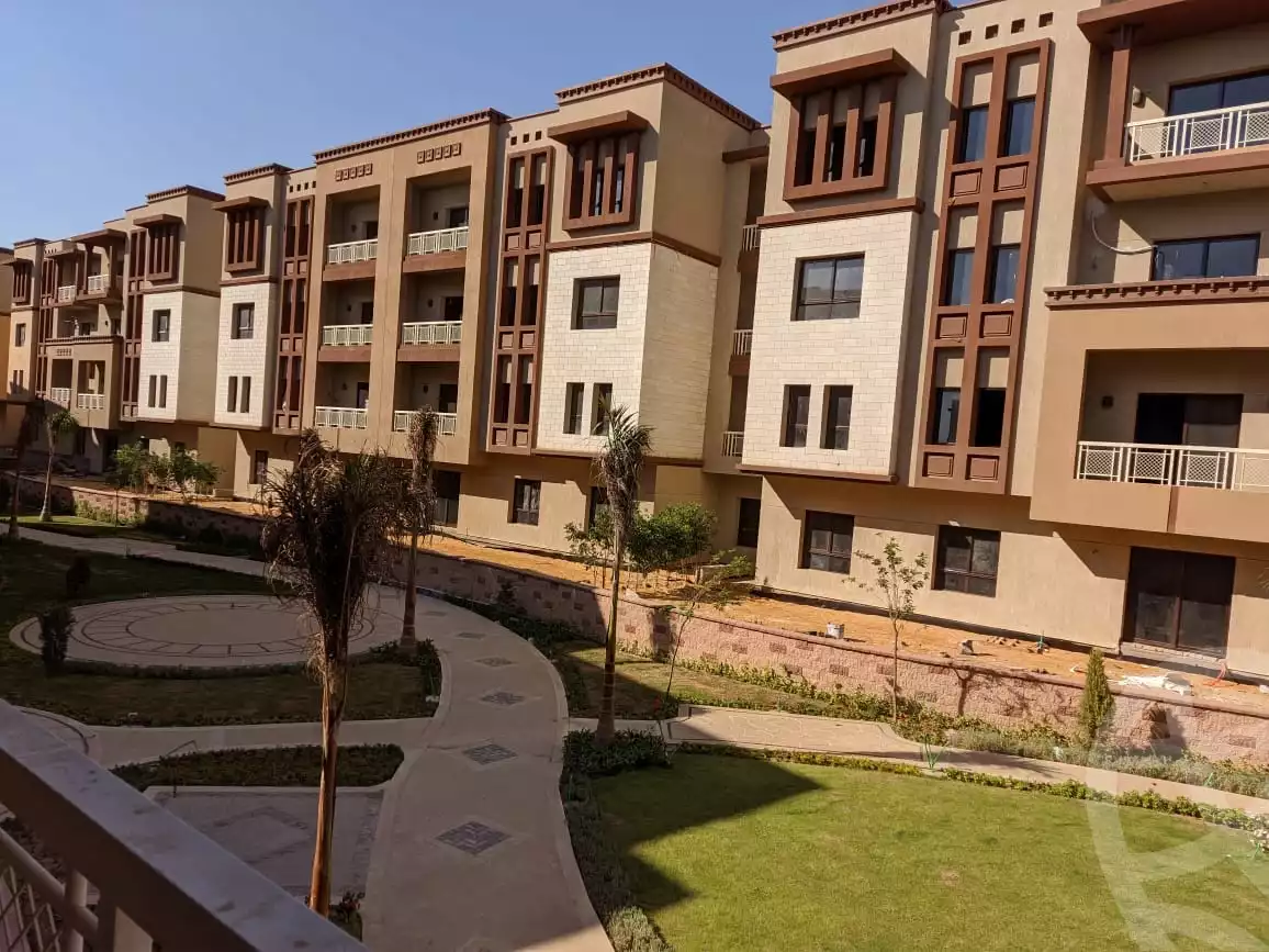 https://aqarmap.com.eg/en/listing/4067528-for-sale-cairo-6th-of-october-compound-green-5