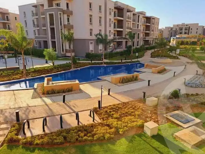 https://aqarmap.com.eg/ar/listing/4067569-for-sale-cairo-6th-of-october-compound-october-plaza