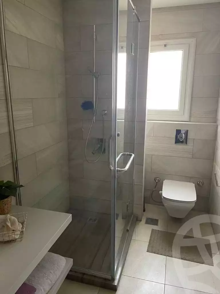 https://aqarmap.com.eg/en/listing/4067612-for-sale-cairo-new-cairo-compounds-mountain-view-executive-residence