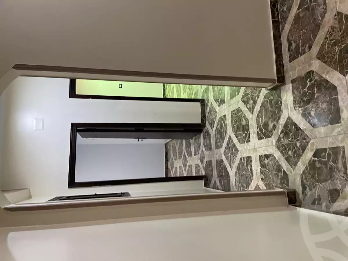 https://aqarmap.com.eg/en/listing/4067719-for-rent-cairo-helwan-kwrnysh-hlwn