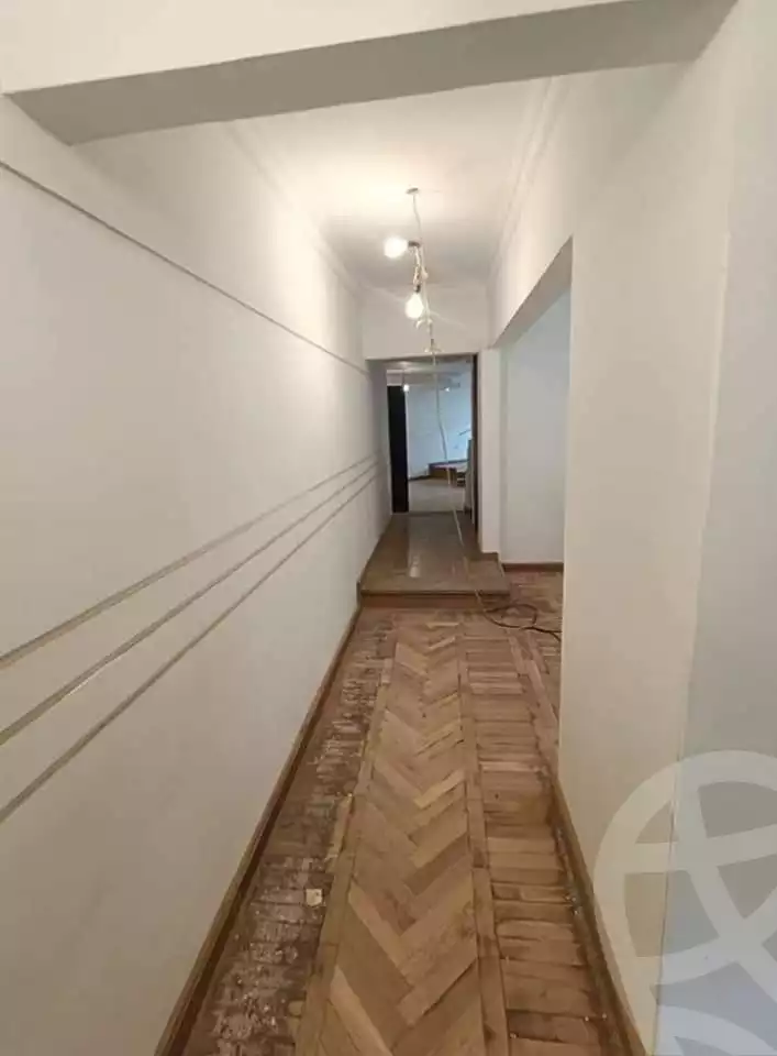 https://aqarmap.com.eg/en/listing/4068737-for-sale-cairo-mokattam-el-naforah-square