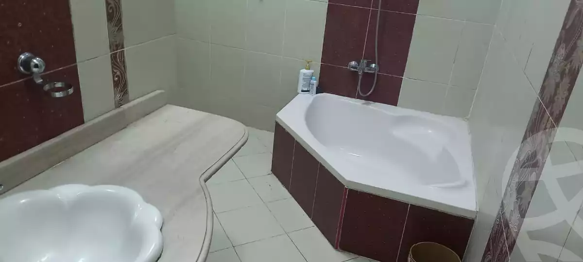 https://aqarmap.com.eg/en/listing/4069226-for-sale-cairo-el-maadi-mdyn-lm-rj-el-mostashar-hossam-st