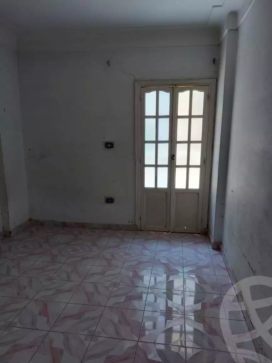 https://aqarmap.com.eg/ar/listing/4069478-for-sale-alexandria-bakoos-el-souk-station-st
