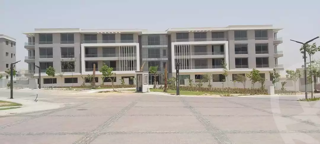 https://aqarmap.com.eg/en/listing/4070376-for-sale-cairo-alex-cairo-desert-road-kmbwnd-fy-tryq-skndry-lshrwy-joulz-compound-inertia