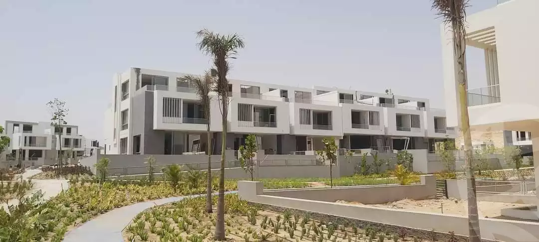 https://aqarmap.com.eg/en/listing/4070376-for-sale-cairo-alex-cairo-desert-road-kmbwnd-fy-tryq-skndry-lshrwy-joulz-compound-inertia