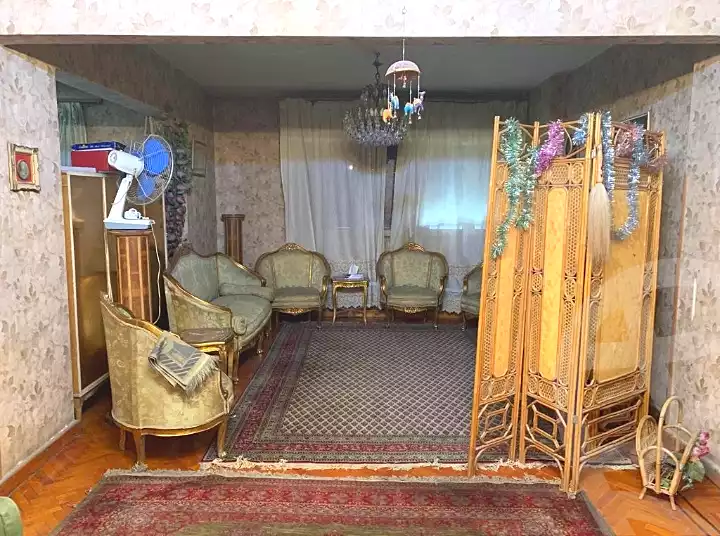 https://aqarmap.com.eg/en/listing/4070607-for-sale-cairo-manial-lmnyl-lshrqy