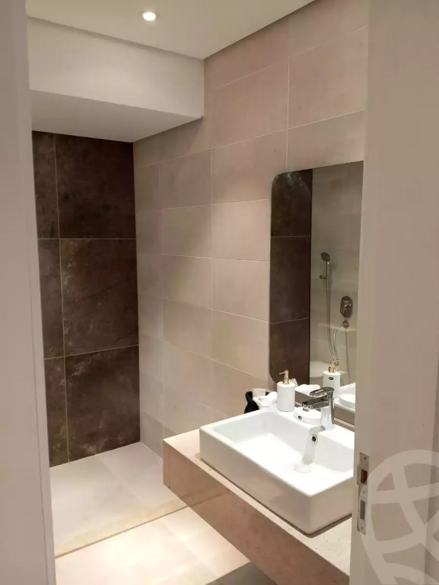 https://aqarmap.com.eg/en/listing/4070622-for-sale-cairo-el-sheikh-zayed-city-compounds-kmbwnd-fyldj-wyst-dr-llttwyr
