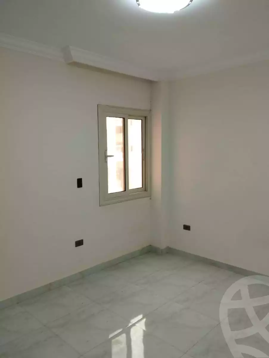 https://aqarmap.com.eg/en/listing/4070838-for-sale-cairo-mokattam-compounds-kmbwnd-jwldn-jyts