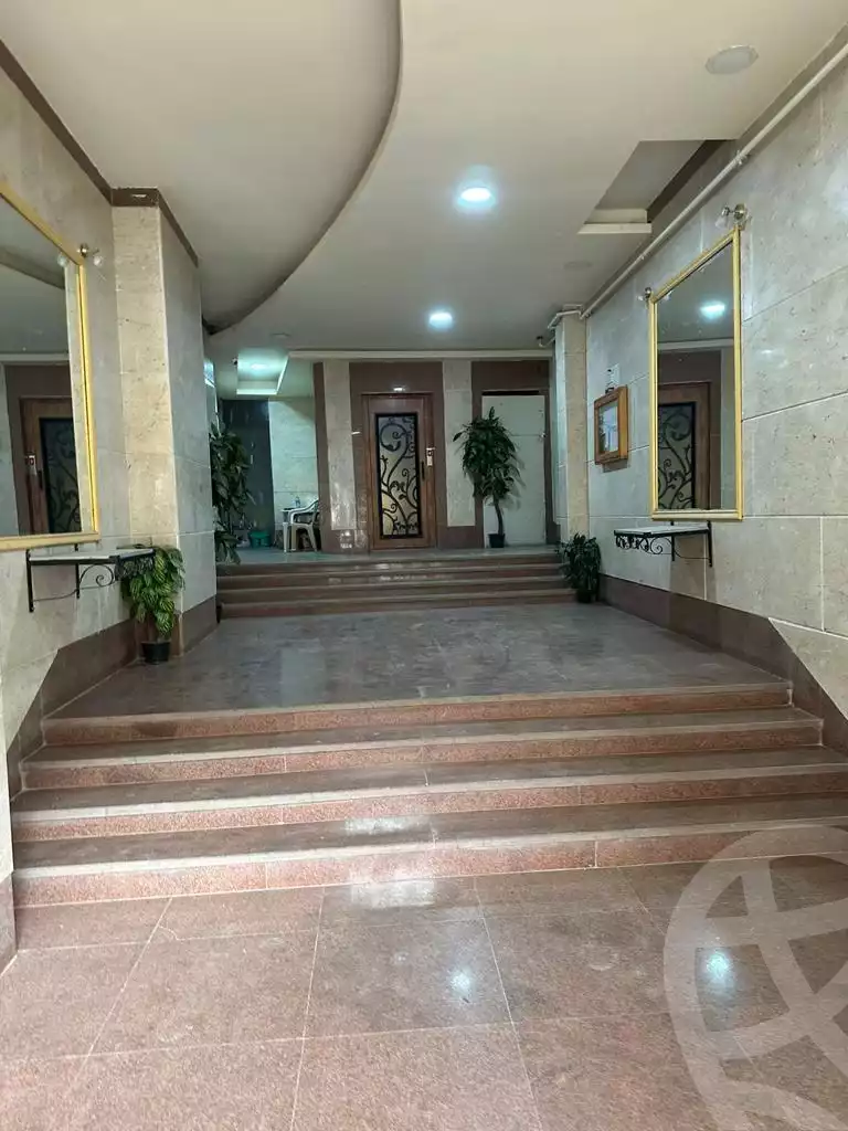 https://aqarmap.com.eg/en/listing/4070826-for-sale-cairo-ljyz-shareaa-morad  charel degol