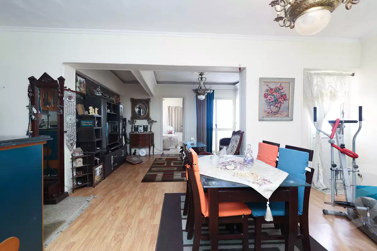 https://aqarmap.com.eg/en/listing/4074948-for-sale-alexandria-sidi-gaber-shr-sydy-jbr