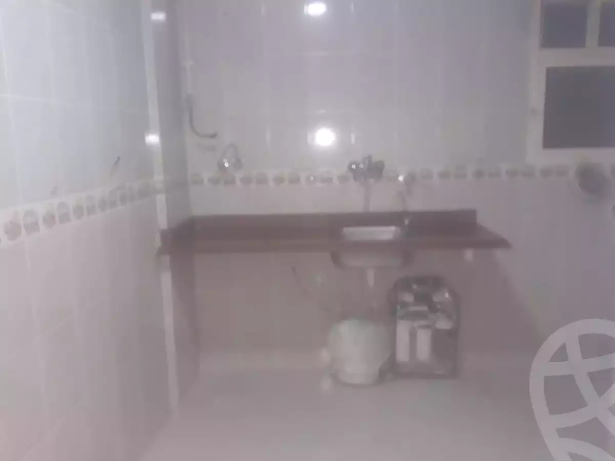 https://aqarmap.com.eg/en/listing/4077788-for-sale-alexandria-el-hanouvel-al-asdakaa-st