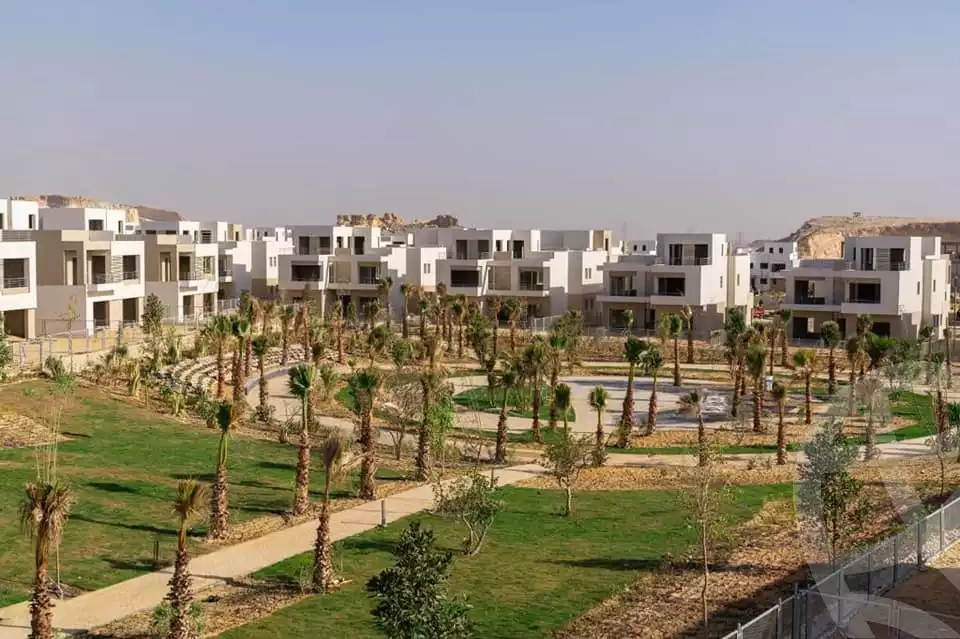 https://aqarmap.com.eg/en/listing/4078987-for-sale-cairo-6th-of-october-compound-the-crown