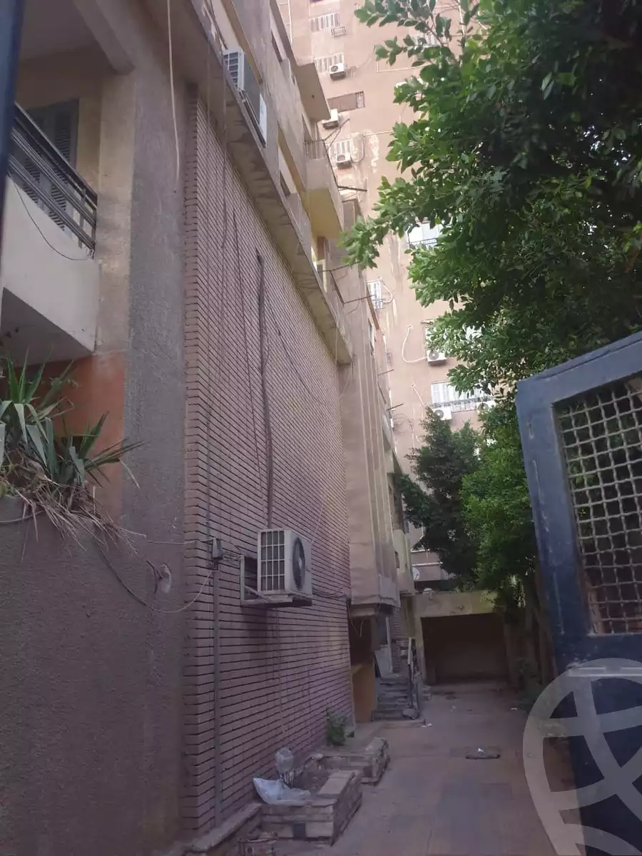 https://aqarmap.com.eg/ar/listing/4079765-for-sale-cairo-nasr-city-1st-zone-ahmed-housny-st