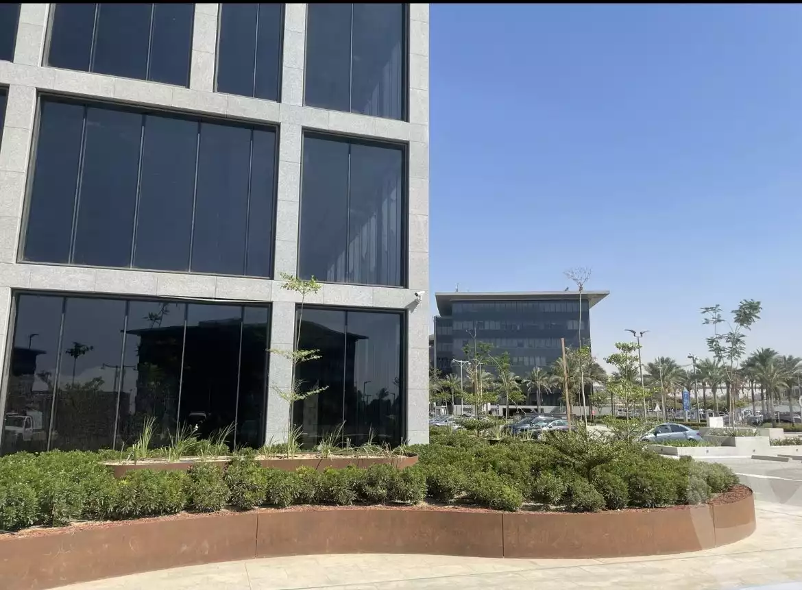 https://aqarmap.com.eg/ar/listing/3828692-for-rent-cairo-new-cairo-compounds-dh-bwdywm-cairo-festival-city