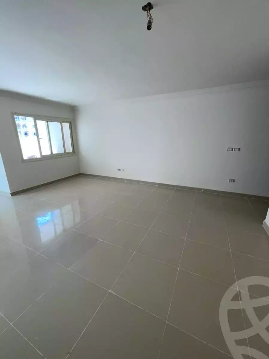 https://aqarmap.com.eg/en/listing/4087313-for-sale-cairo-new-cairo-compounds-jyd