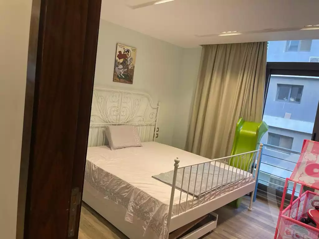 https://aqarmap.com.eg/en/listing/4087971-for-sale-cairo-new-cairo-compounds-taj-sultan
