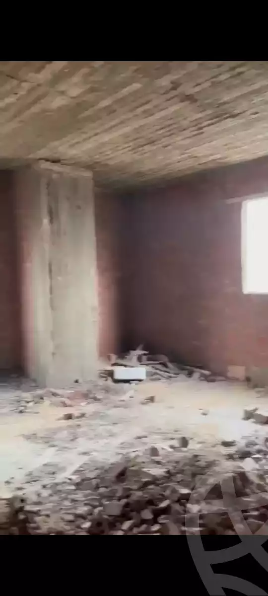 https://aqarmap.com.eg/en/listing/4070826-for-sale-cairo-ljyz-shareaa-morad  charel degol