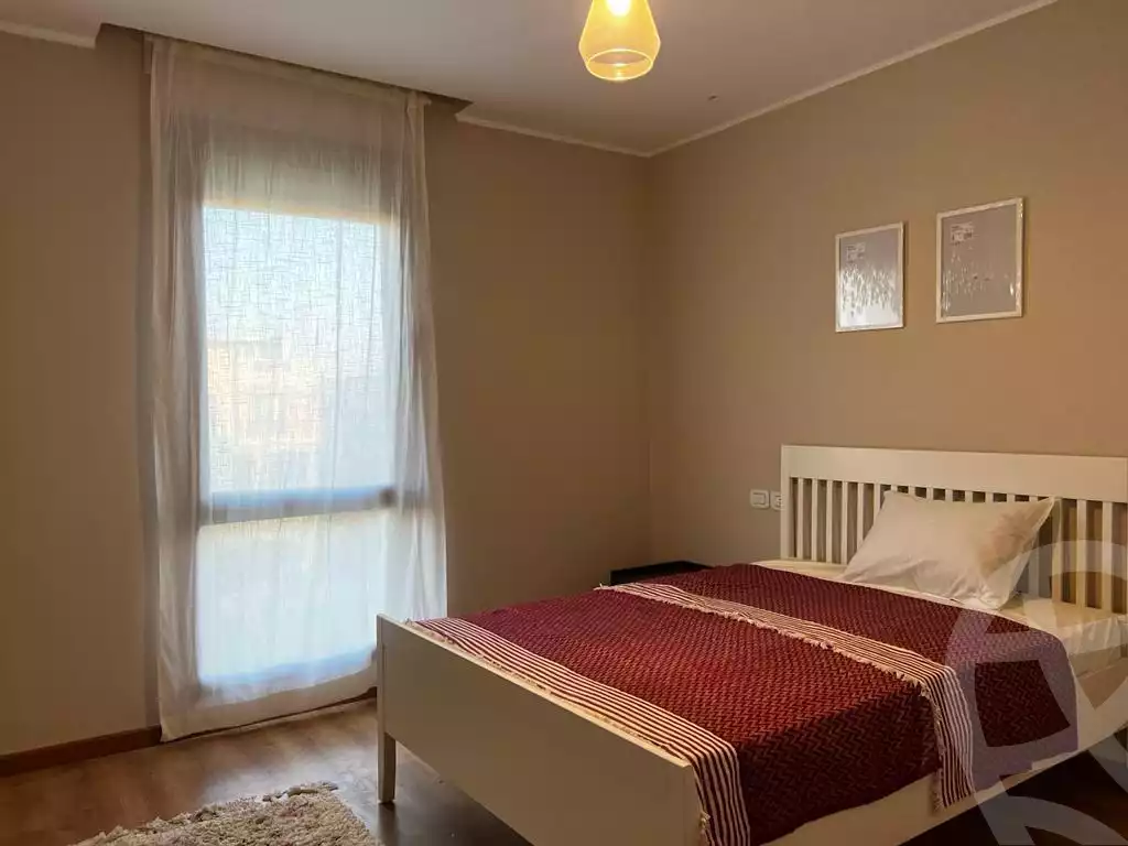 https://aqarmap.com.eg/en/listing/4088862-for-rent-cairo-el-sheikh-zayed-city-compounds-kmbwnd-wyst-twn-swdyk