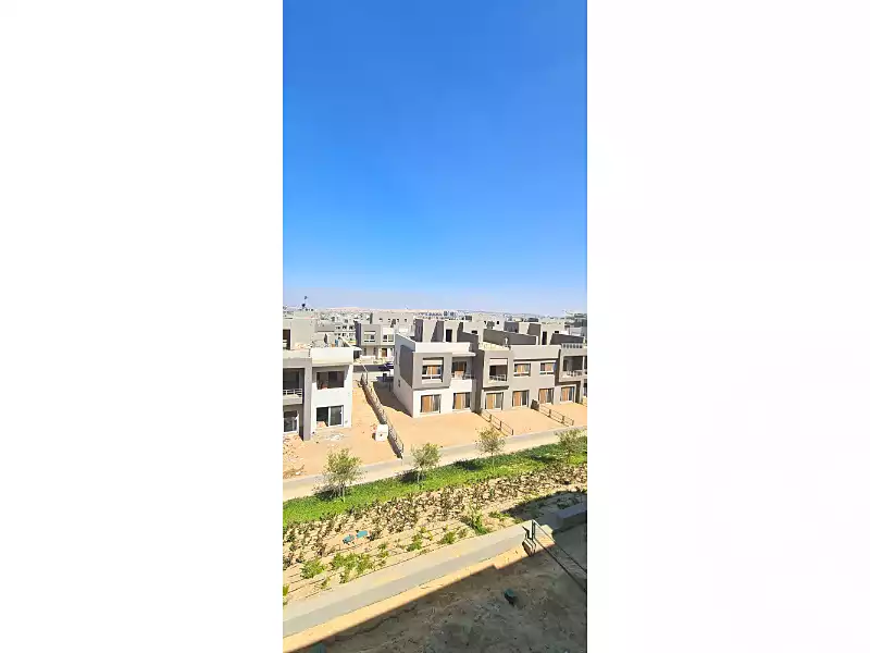 https://aqarmap.com.eg/en/listing/4085717-for-sale-cairo-el-sheikh-zayed-city-compounds-in-sheikh-zayed-etapa