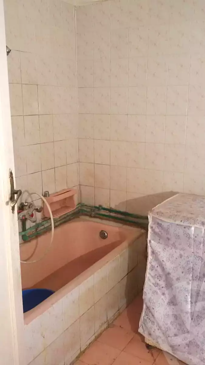 https://aqarmap.com.eg/en/listing/4090501-for-sale-alexandria-el-hanouvel-el-zahraa-city-st