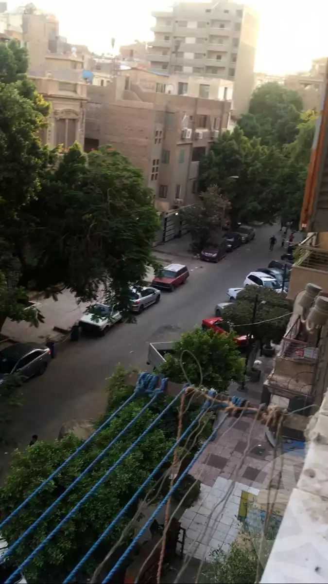 https://aqarmap.com.eg/ar/listing/4090578-for-rent-cairo-downtown-el-qasr-el-ayni