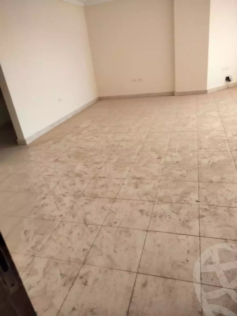 https://aqarmap.com.eg/en/listing/4090757-for-rent-cairo-new-cairo-compounds-ritaj