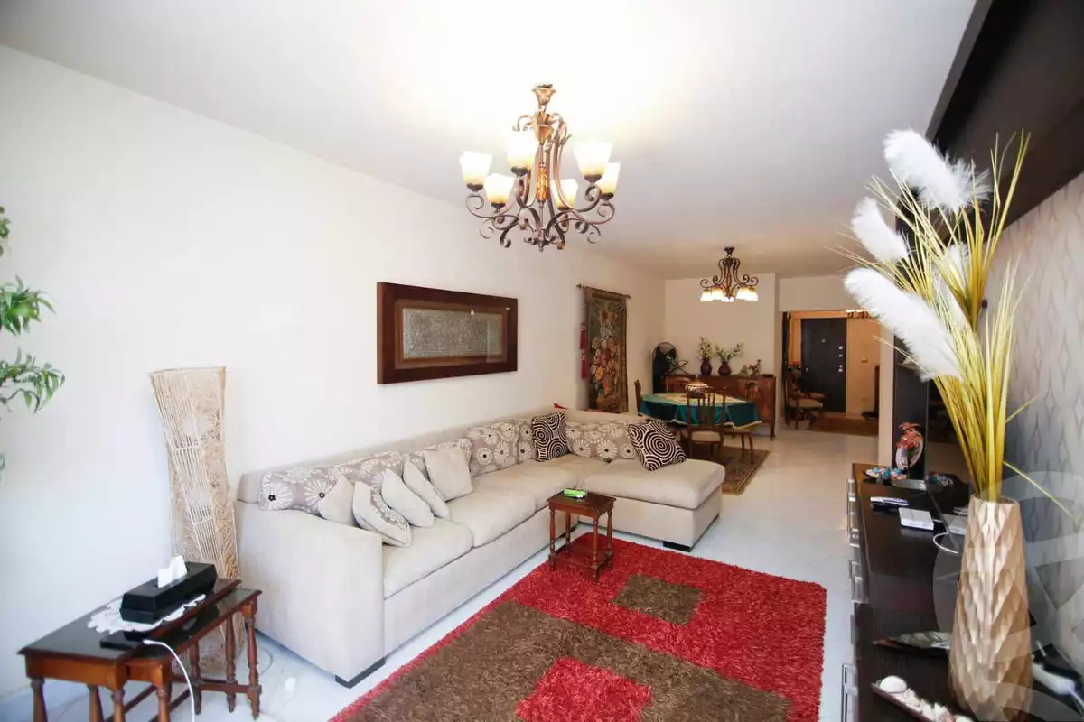 https://aqarmap.com.eg/ar/listing/4091483-for-sale-alexandria-el-montazah-compounds-royal-plaza-compound-al-halawany